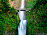 multnomah falls waterfall and bridge columbia river gorge